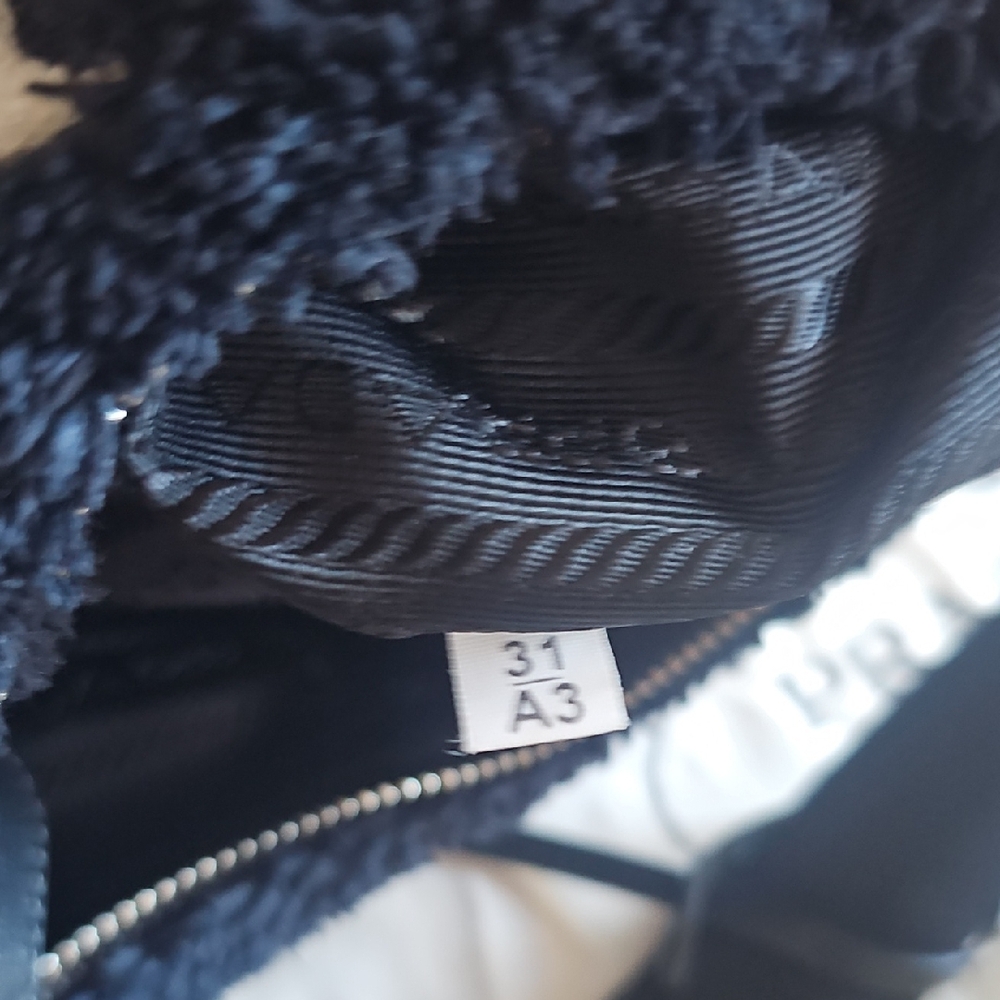 Prada Re-edition 2000 Black Terry Shoulder/Handbag with White Logo - Picture 9 of 9